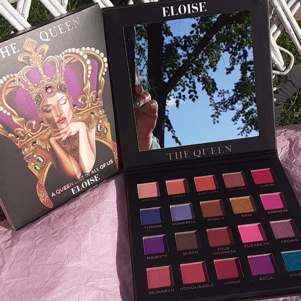 NIB Eloise The Queen Palette